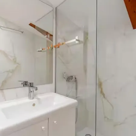 Apartameno Con Terraza * Porto